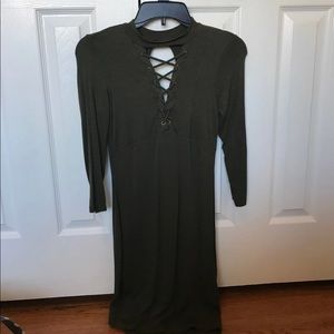 Front cross tight dress